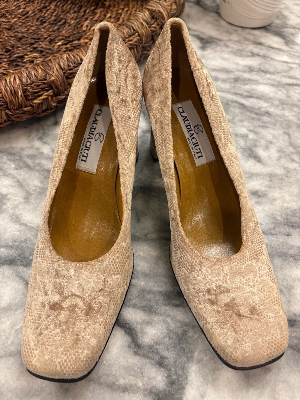Claudia Ciuti Beige Velvet Textured Pumps